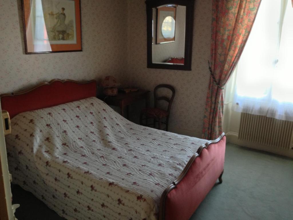 Domaine De Vilotte Bed and Breakfast Ardenais Kamer foto